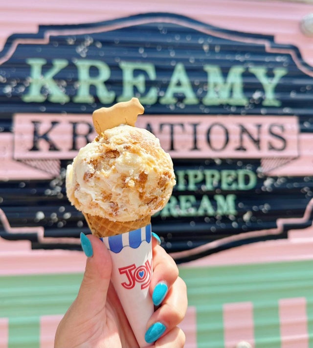 Hand-Dipped Ice Cream in Marietta, OH | Kreamy Kreations